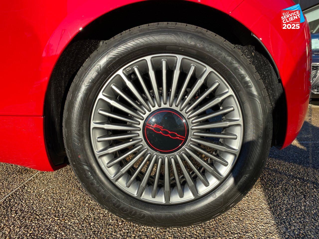 Véhicule d'occasion FIAT 500C E 95CH RED STEP1 chez Dacia Belfort