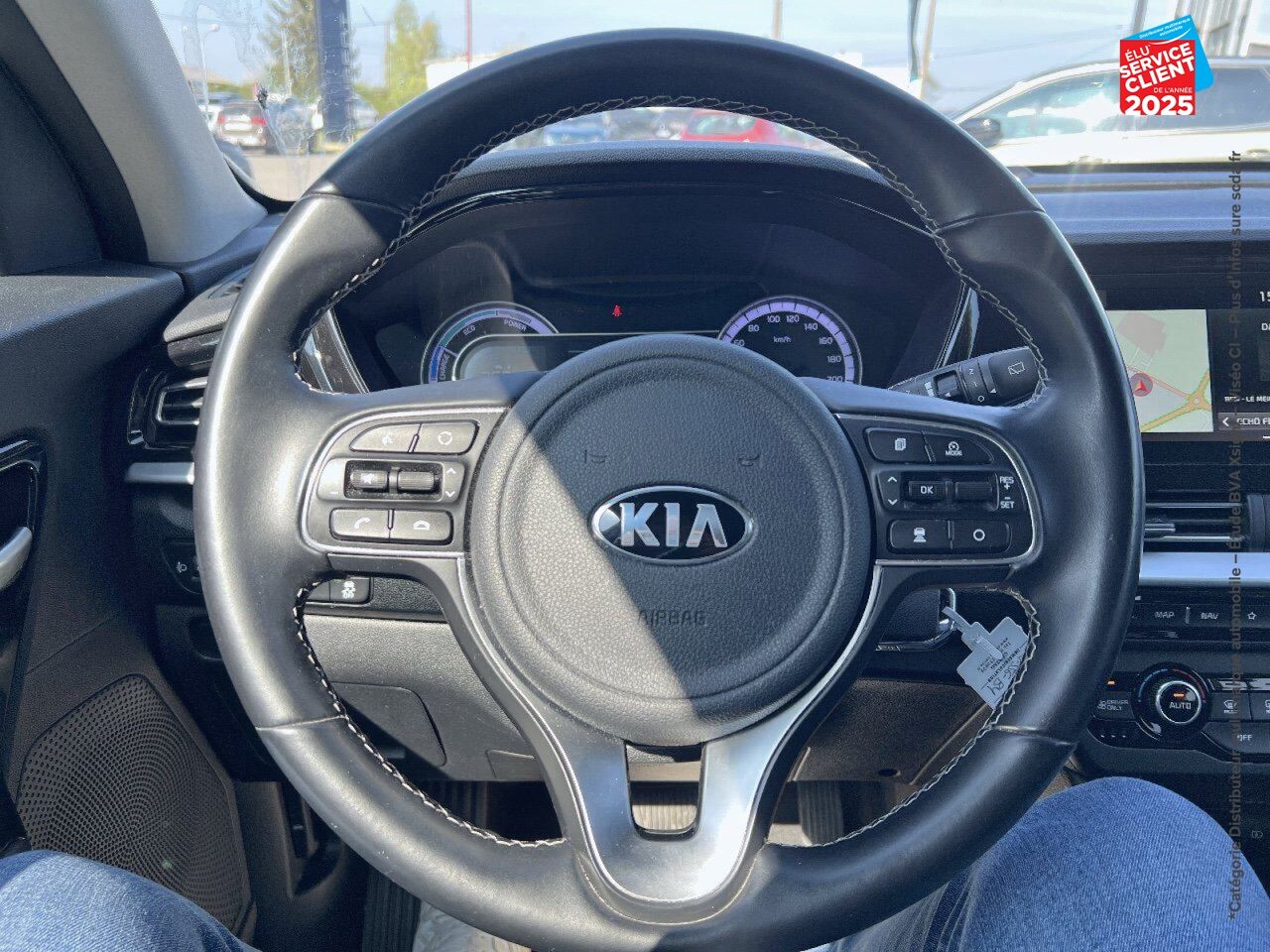 Véhicule d'occasion KIA NIRO 1.6 GDI 105CH ISG + ELECTRIQUE 43.5CH ACTIVE BUSINESS DCT6 GPS CAMERA CARPLAY chez Hyundai Epernay
