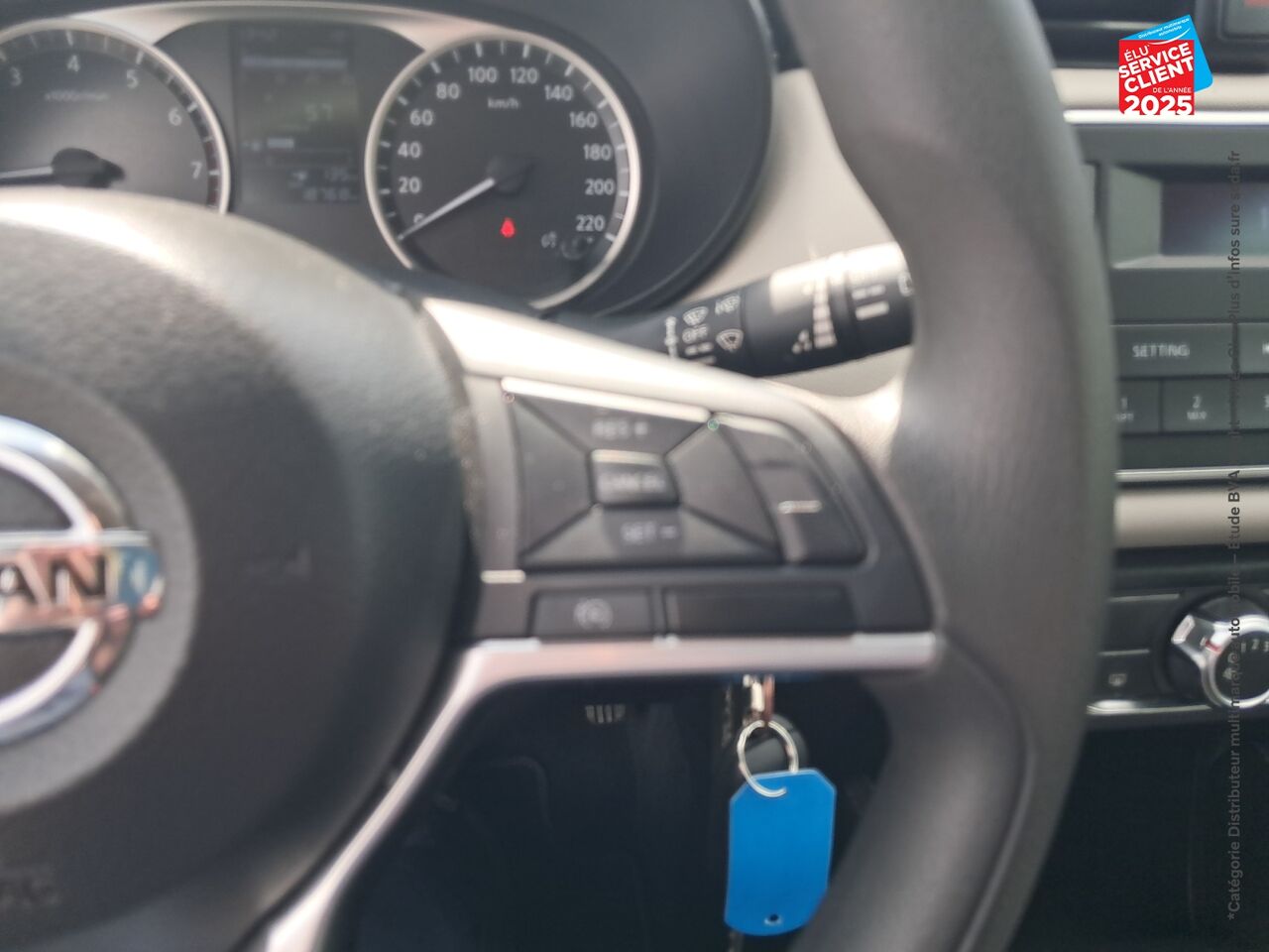 Véhicule d'occasion NISSAN MICRA 1.0 IG-T 92CH VISIA PACK 2021 chez Toyota Thionville