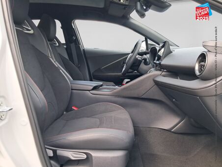 TOYOTA C-HR 2.0 HYBRIDE...