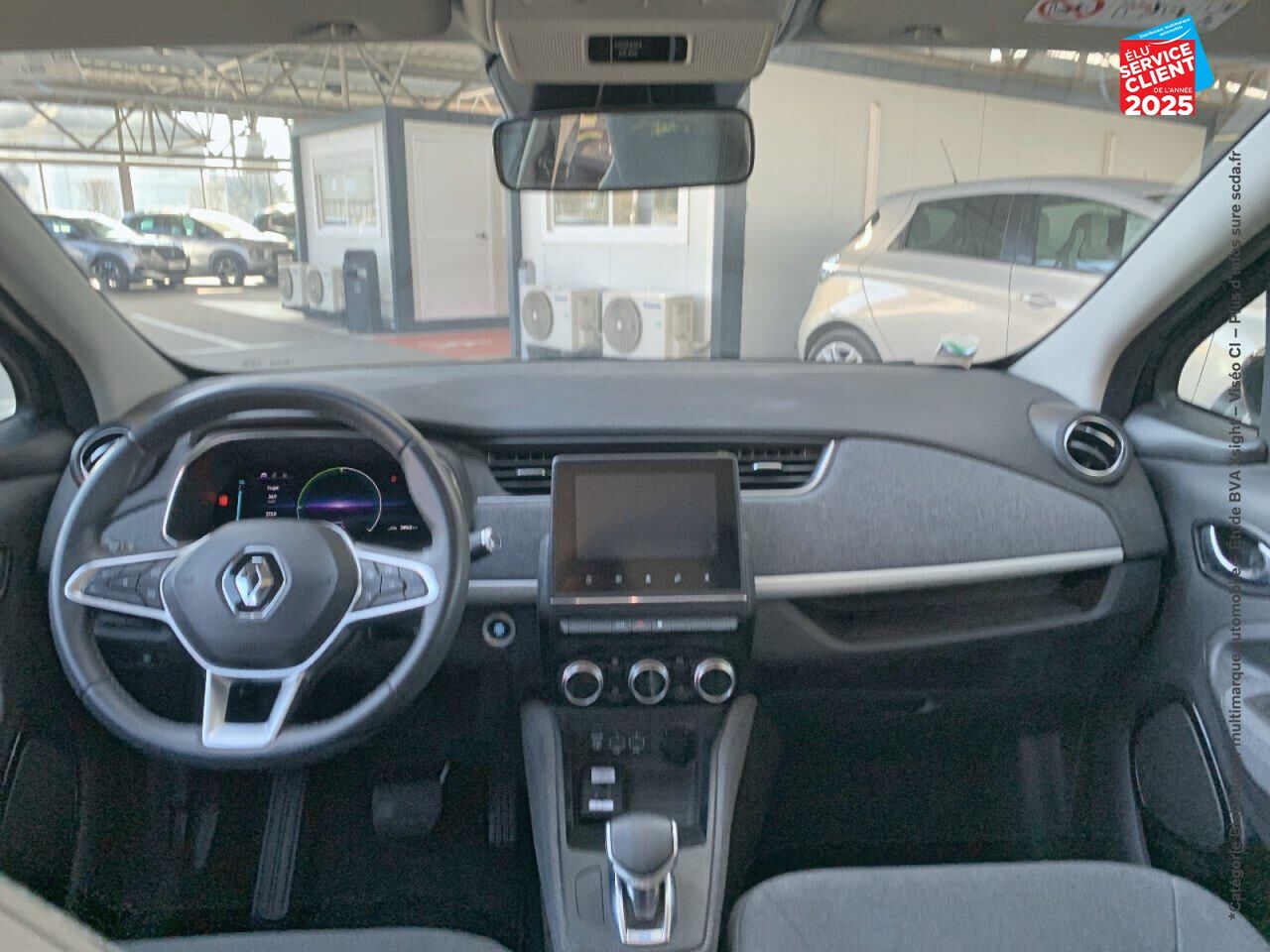 Véhicule d'occasion RENAULT ZOE ZEN CHARGE NORMALE R110 ACHAT INTEGRAL - 20 chez Toyota Bar le Duc