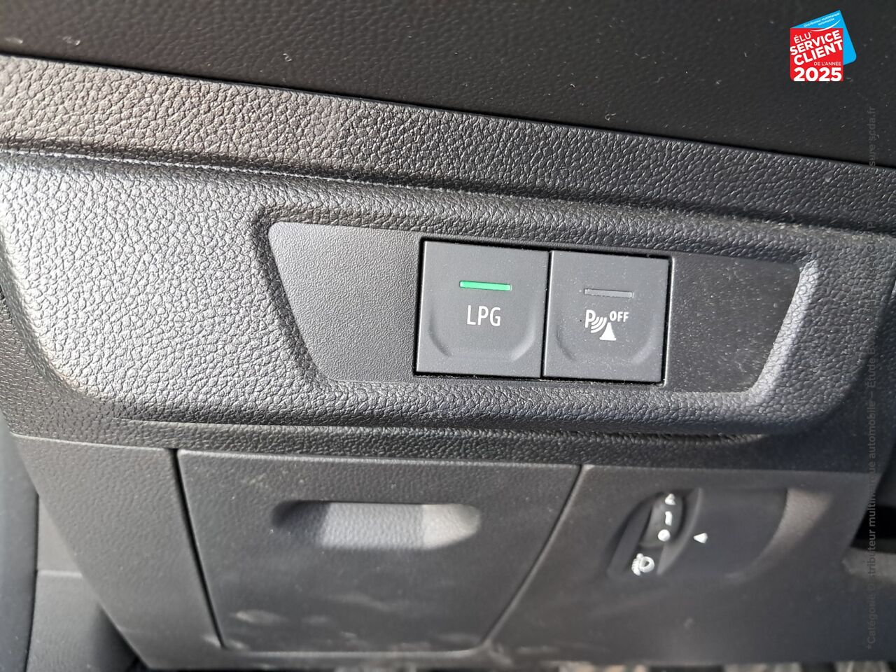 Véhicule d'occasion DACIA SANDERO 1.0 ECO-G 100CH STEPWAY CONFORT -22 chez Renault Sélestat