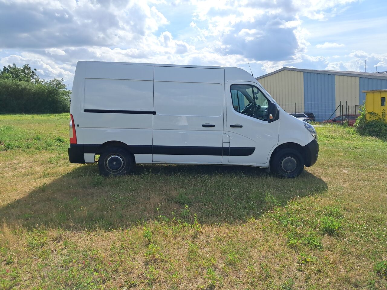 Véhicule d'occasion OPEL MOVANO FG F3500 L2H2 2.3 CDTI 135CH BITURBO START/STOP chez Renault Colmar