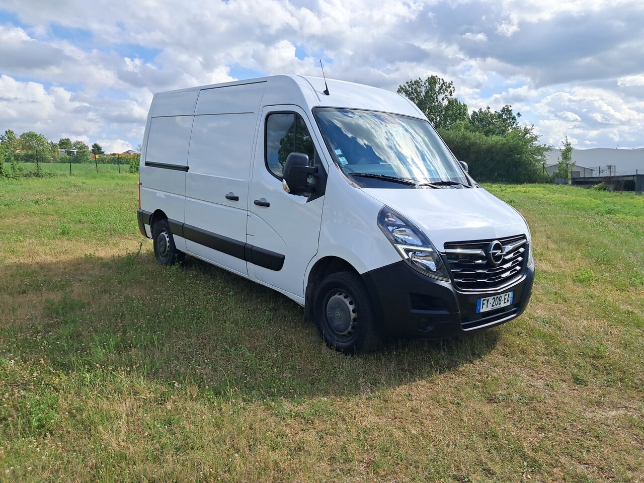 Véhicule d'occasion OPEL MOVANO FG F3500 L2H2 2.3 CDTI 135CH BITURBO START/STOP chez Renault Colmar