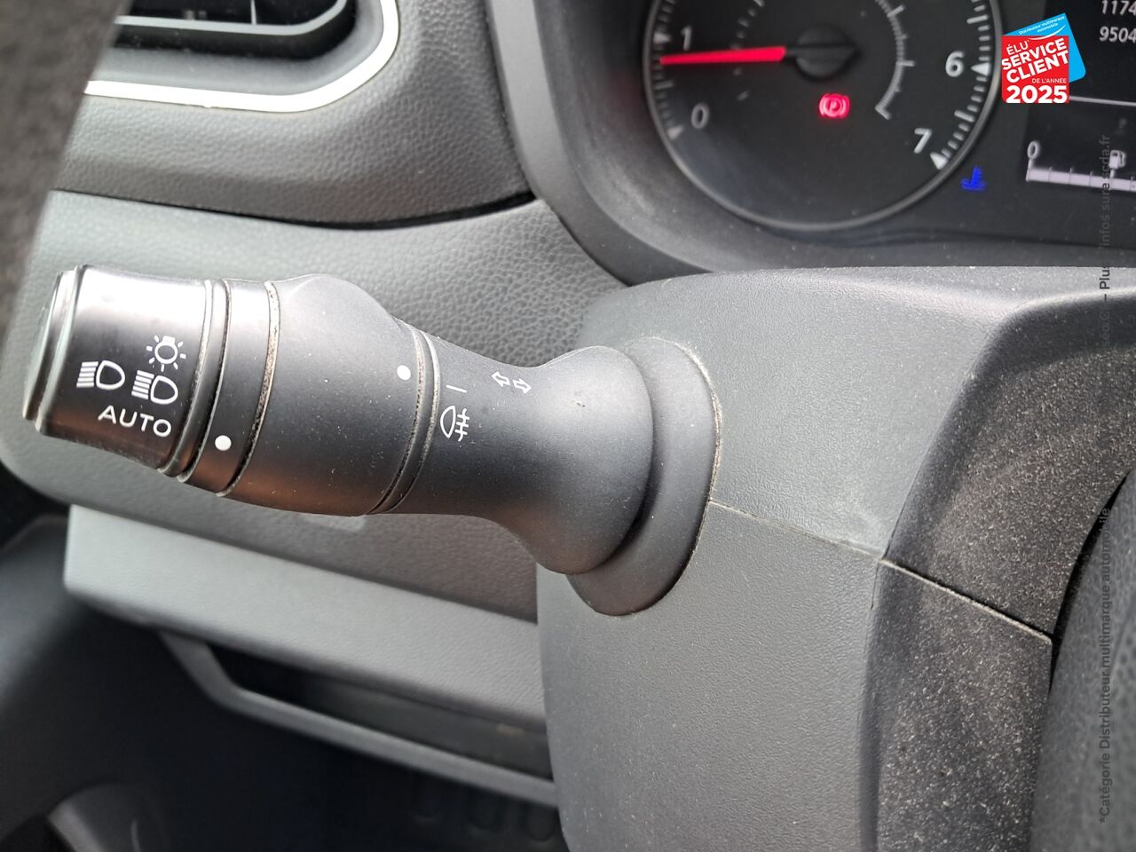 Véhicule d'occasion OPEL MOVANO FG F3300 L2H2 2.3 CDTI 135CH BITURBO CABINE APPROFONDIE START/STOP chez Renault Sélestat