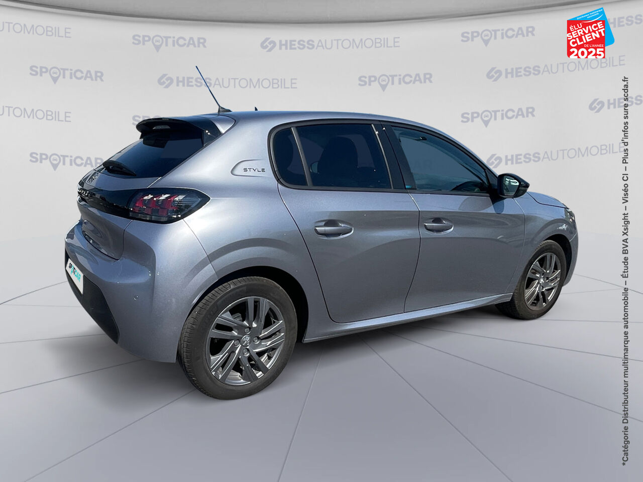 Véhicule d'occasion PEUGEOT 208 1.2 PURETECH 100CH S/S STYLE GPS chez Renault Saint-Louis