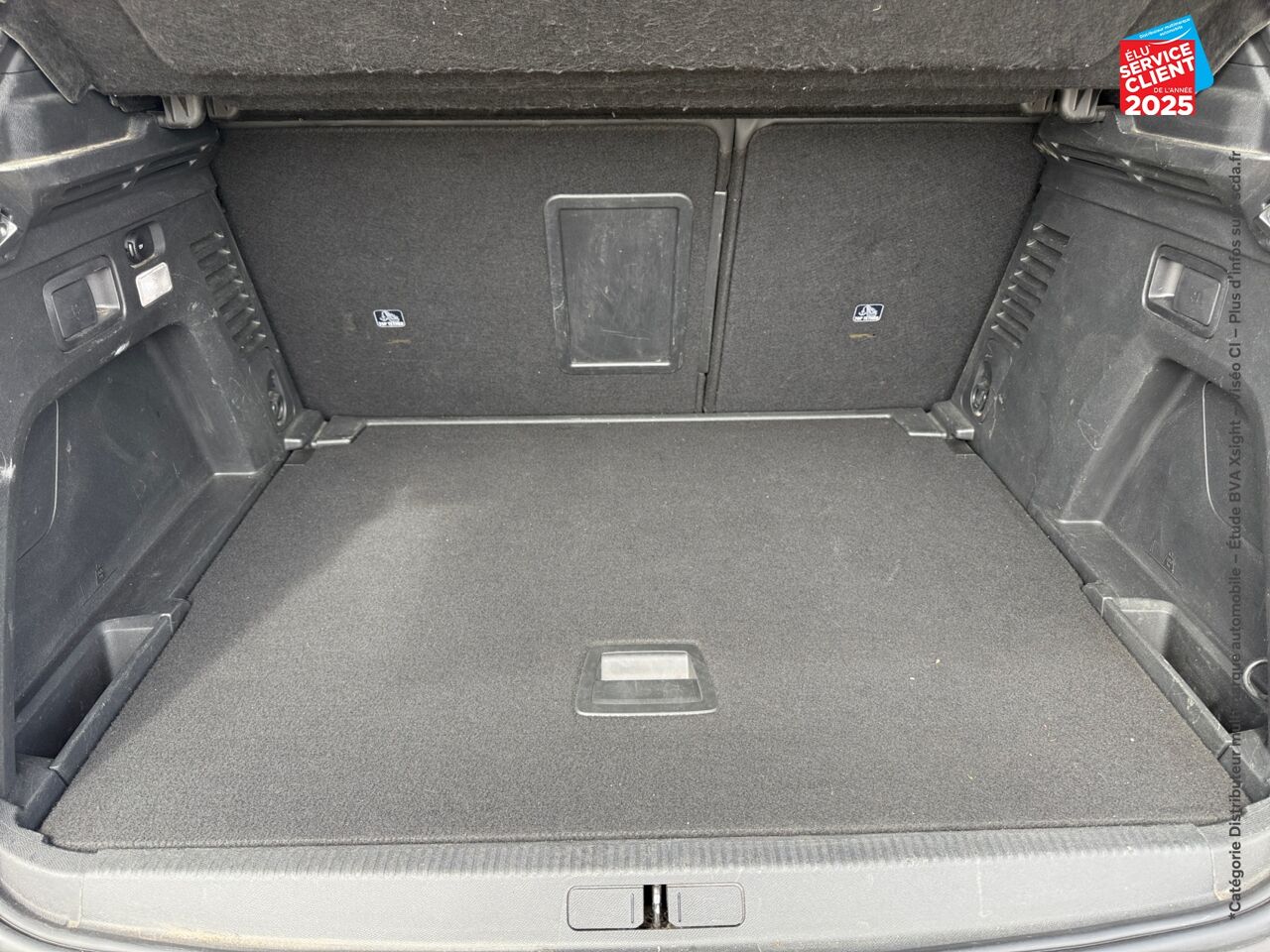 Véhicule d'occasion PEUGEOT 3008 1.5 BLUEHDI 130CH E6.C GT LINE SS 6CV GPS CAMERA CARPLAY chez Renault Saint-Louis