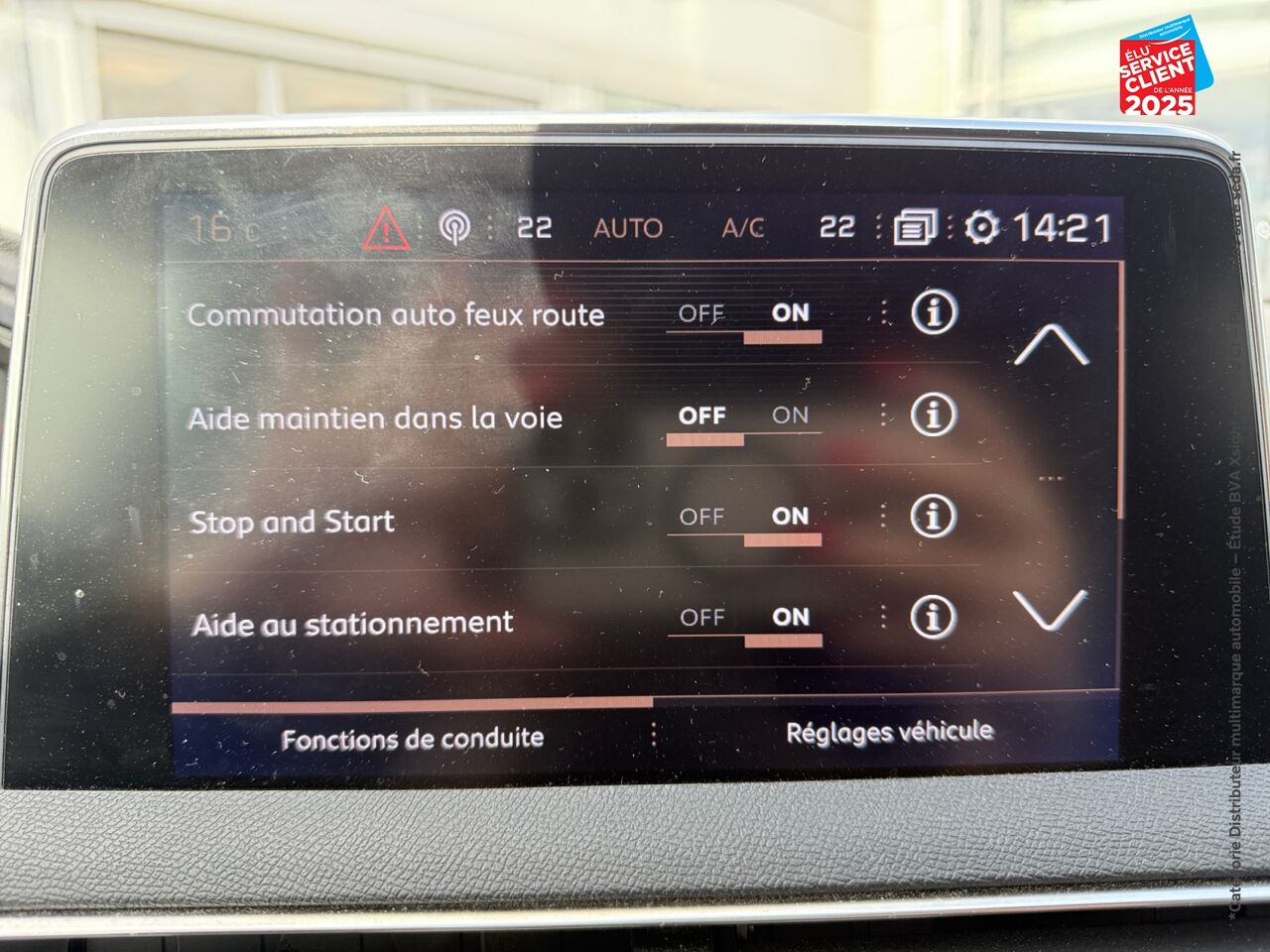 Véhicule d'occasion PEUGEOT 3008 1.5 BLUEHDI 130CH E6.C GT LINE SS 6CV GPS CAMERA CARPLAY chez Renault Saint-Louis