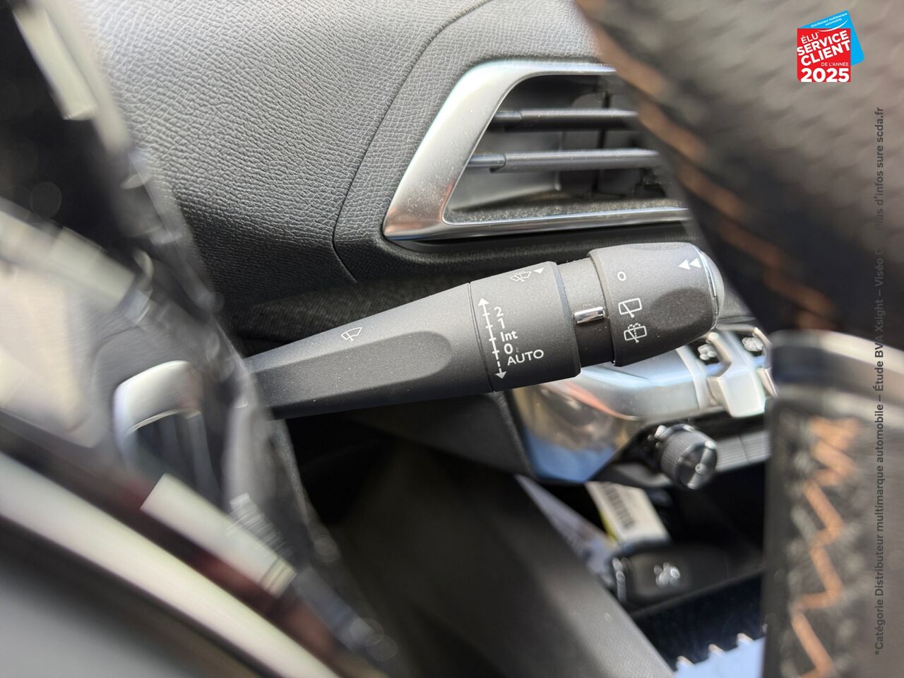 Véhicule d'occasion PEUGEOT 3008 1.5 BLUEHDI 130CH E6.C GT LINE SS 6CV GPS CAMERA CARPLAY chez Renault Saint-Louis
