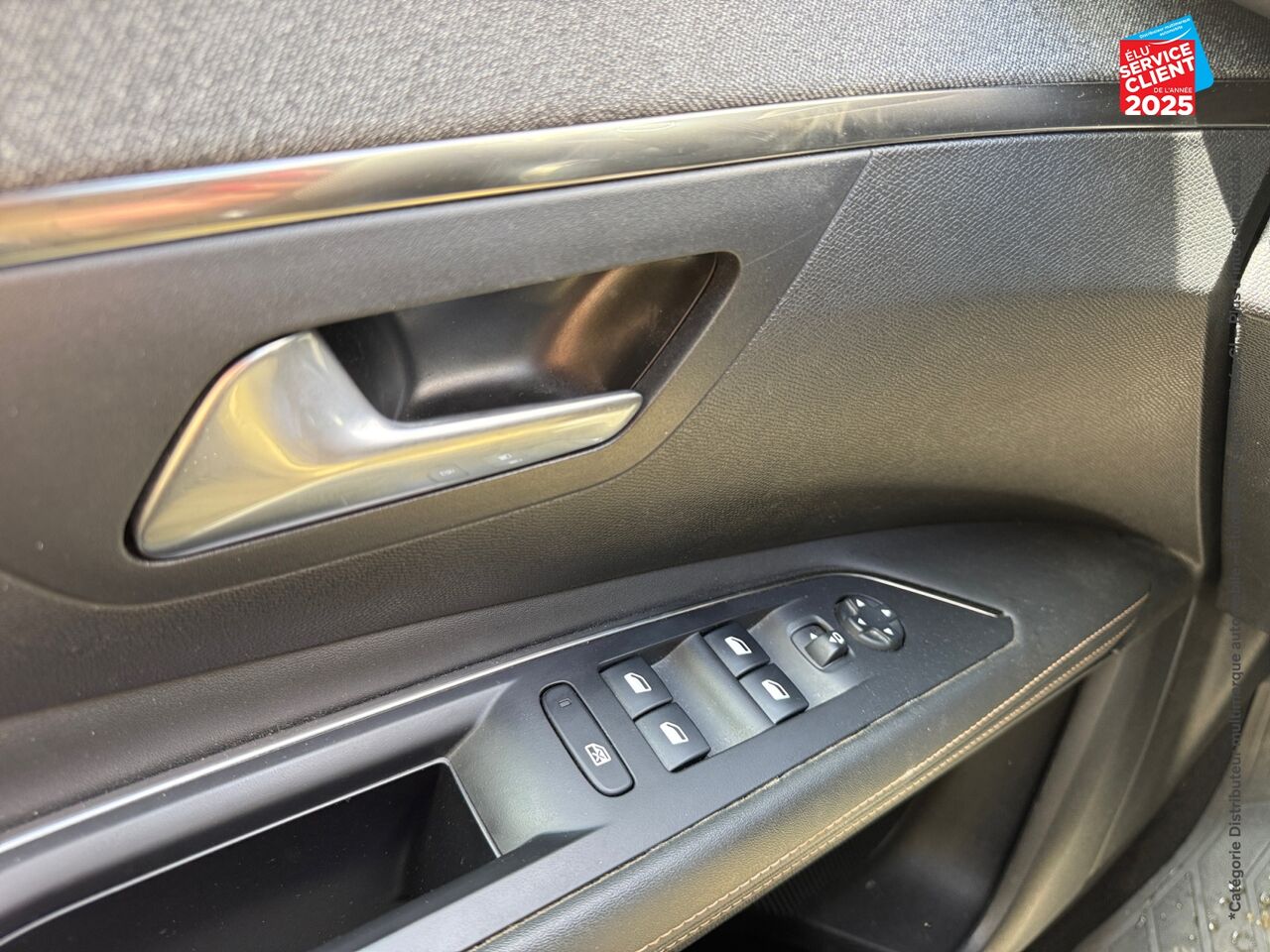 Véhicule d'occasion PEUGEOT 3008 1.5 BLUEHDI 130CH E6.C GT LINE SS 6CV GPS CAMERA CARPLAY chez Renault Saint-Louis