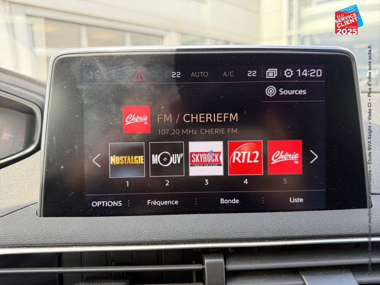 Véhicule d'occasion PEUGEOT 3008 1.5 BLUEHDI 130CH E6.C GT LINE SS 6CV GPS CAMERA CARPLAY chez Renault Saint-Louis