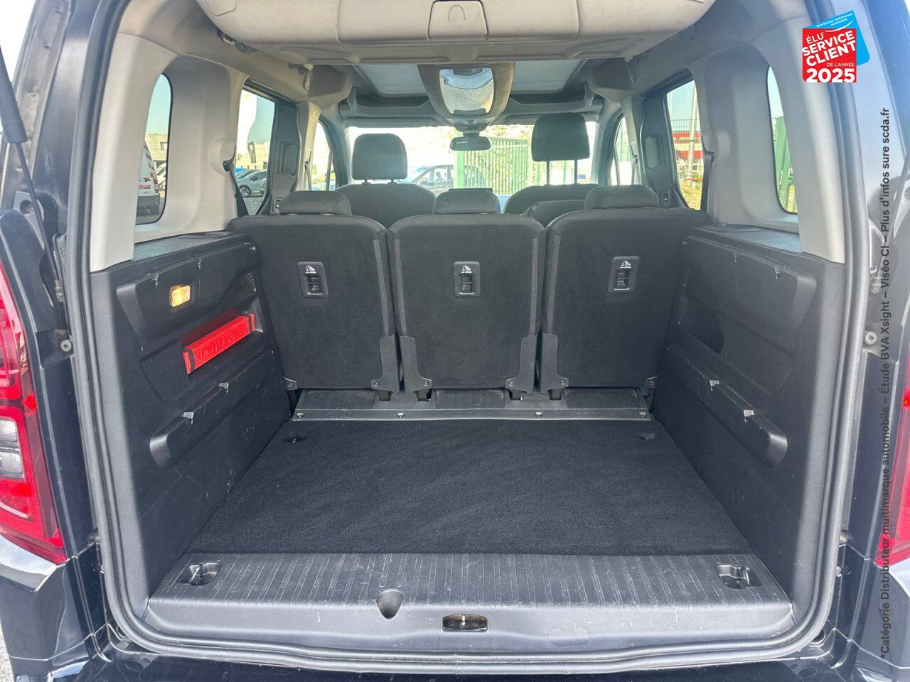 Véhicule d'occasion OPEL COMBO LIFE L1H1 1.5 D 100CH ELEGANCE BVM6 chez Renault Colmar