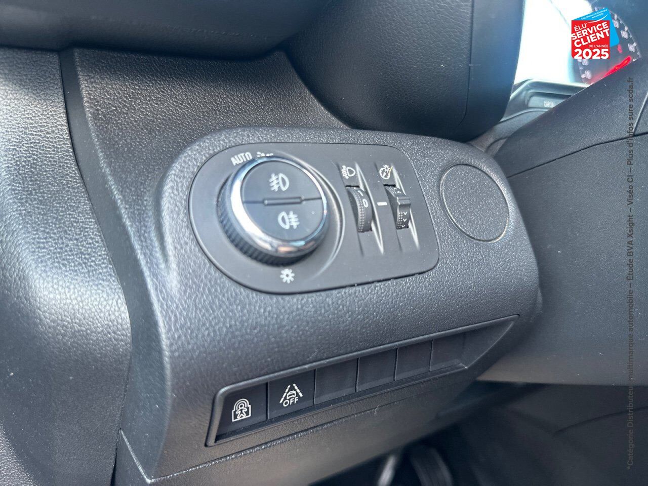 Véhicule d'occasion OPEL COMBO LIFE L1H1 1.5 D 100CH ELEGANCE BVM6 chez Renault Colmar