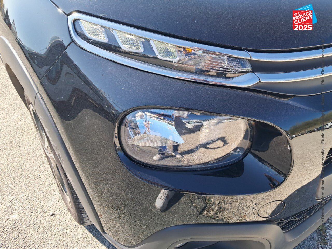Véhicule d'occasion CITROEN C3 1.2 PURETECH 83CH S/S SHINE CAMERA GPS chez Fiat Besançon