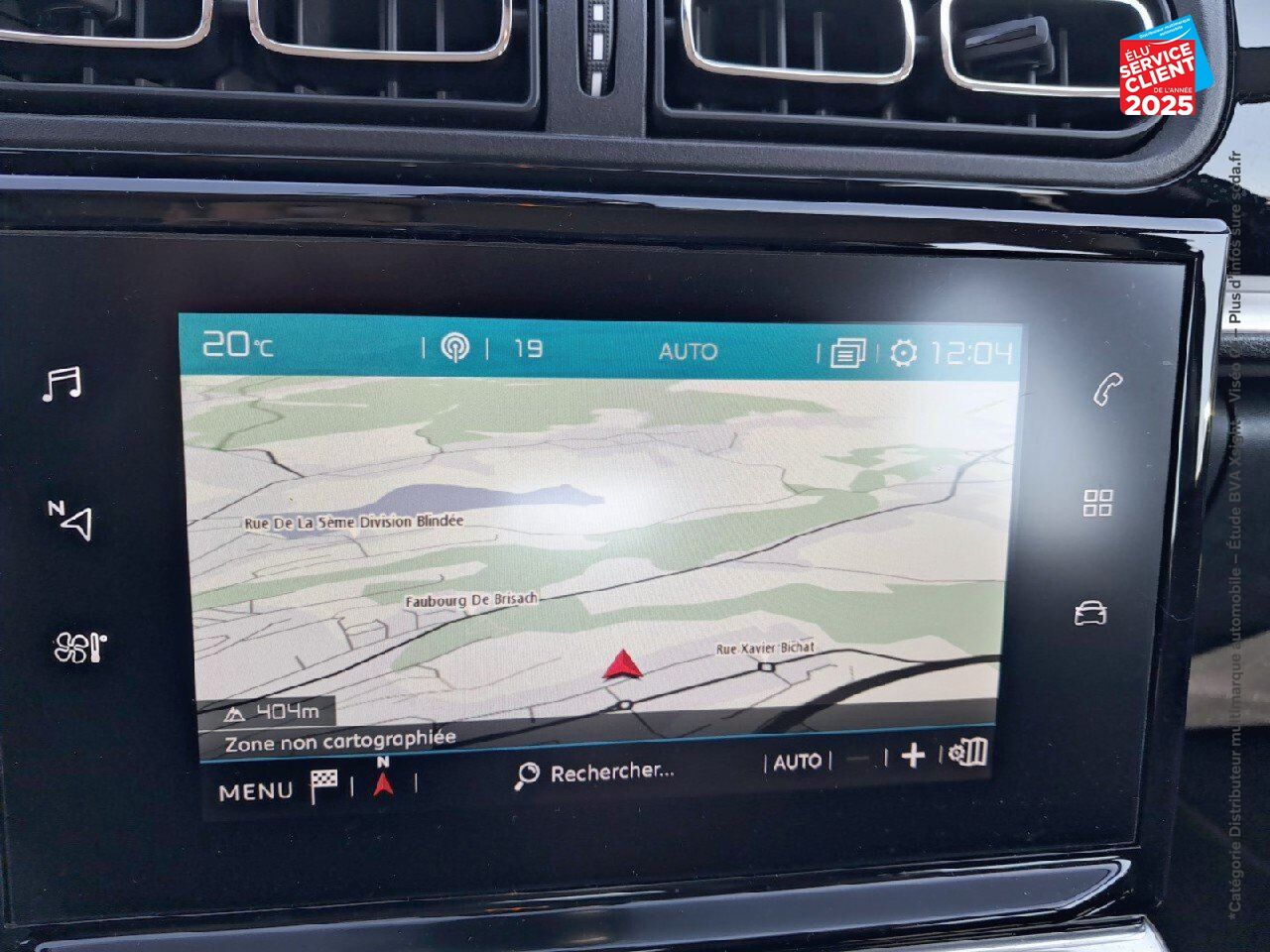 Véhicule d'occasion CITROEN C3 1.2 PURETECH 83CH S/S SHINE CAMERA GPS chez Fiat Besançon