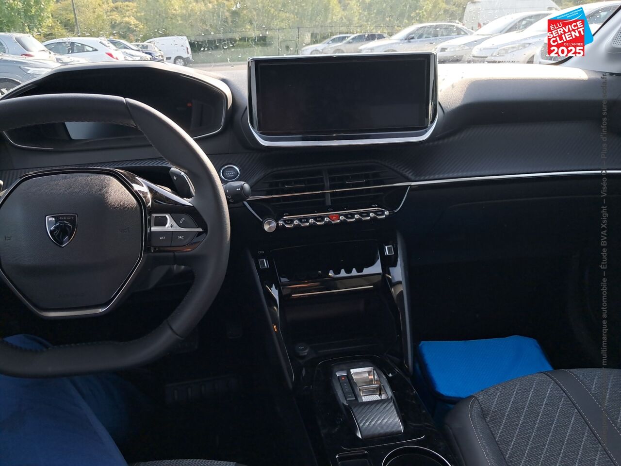 chez Peugeot Reims