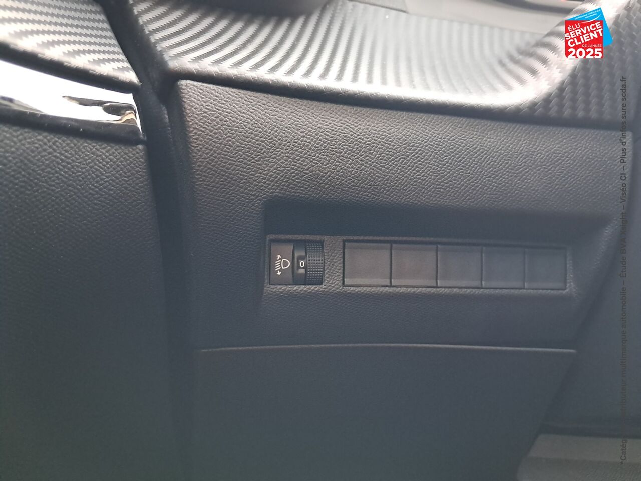 chez Peugeot Reims