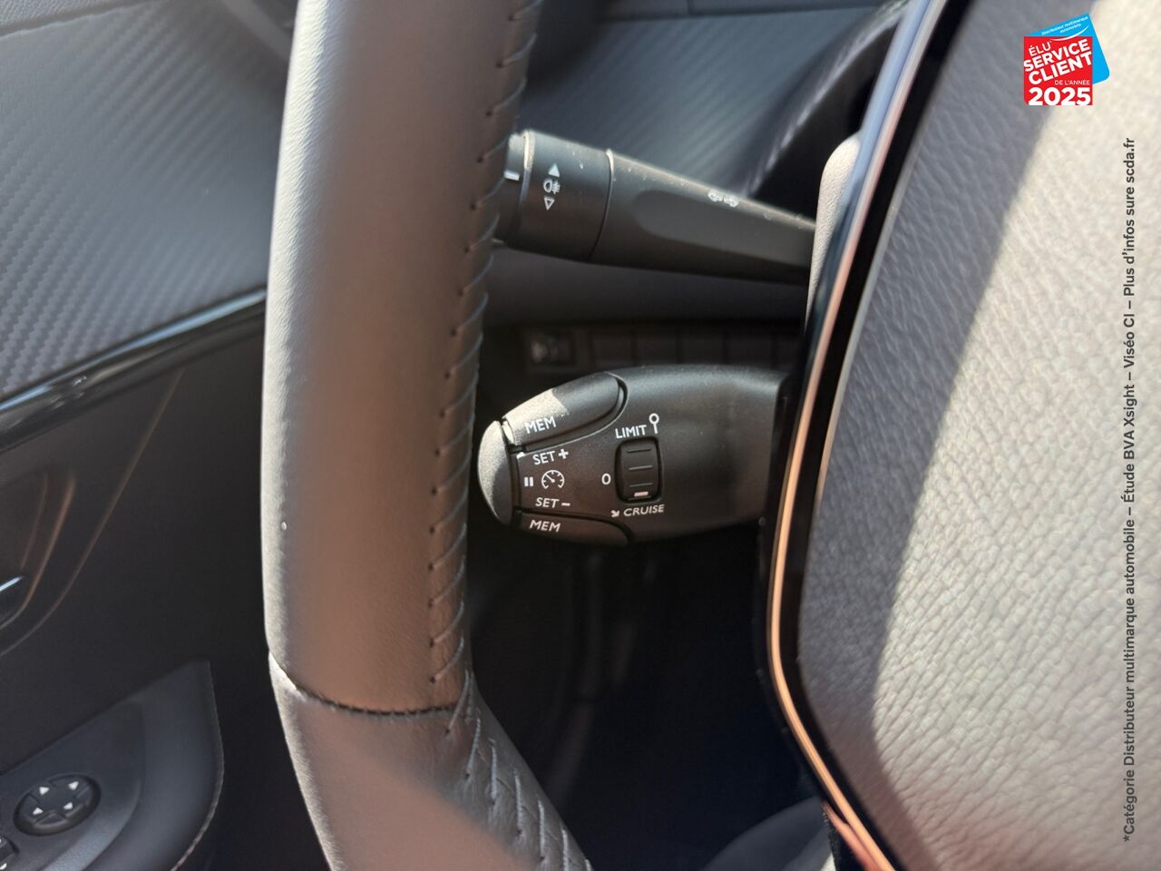 Véhicule d'occasion PEUGEOT 208 1.2 100CH SS STYLE chez Opel Saint-Dizier