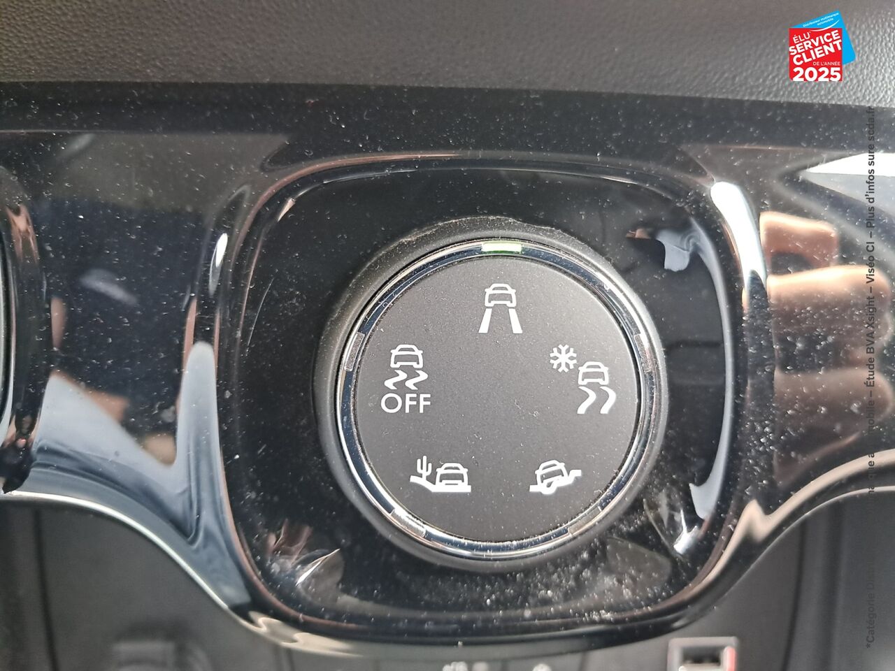 Véhicule d'occasion CITROEN C3 AIRCROSS PURETECH 110CH SS FEEL EAT6 chez Opel Bar le Duc
