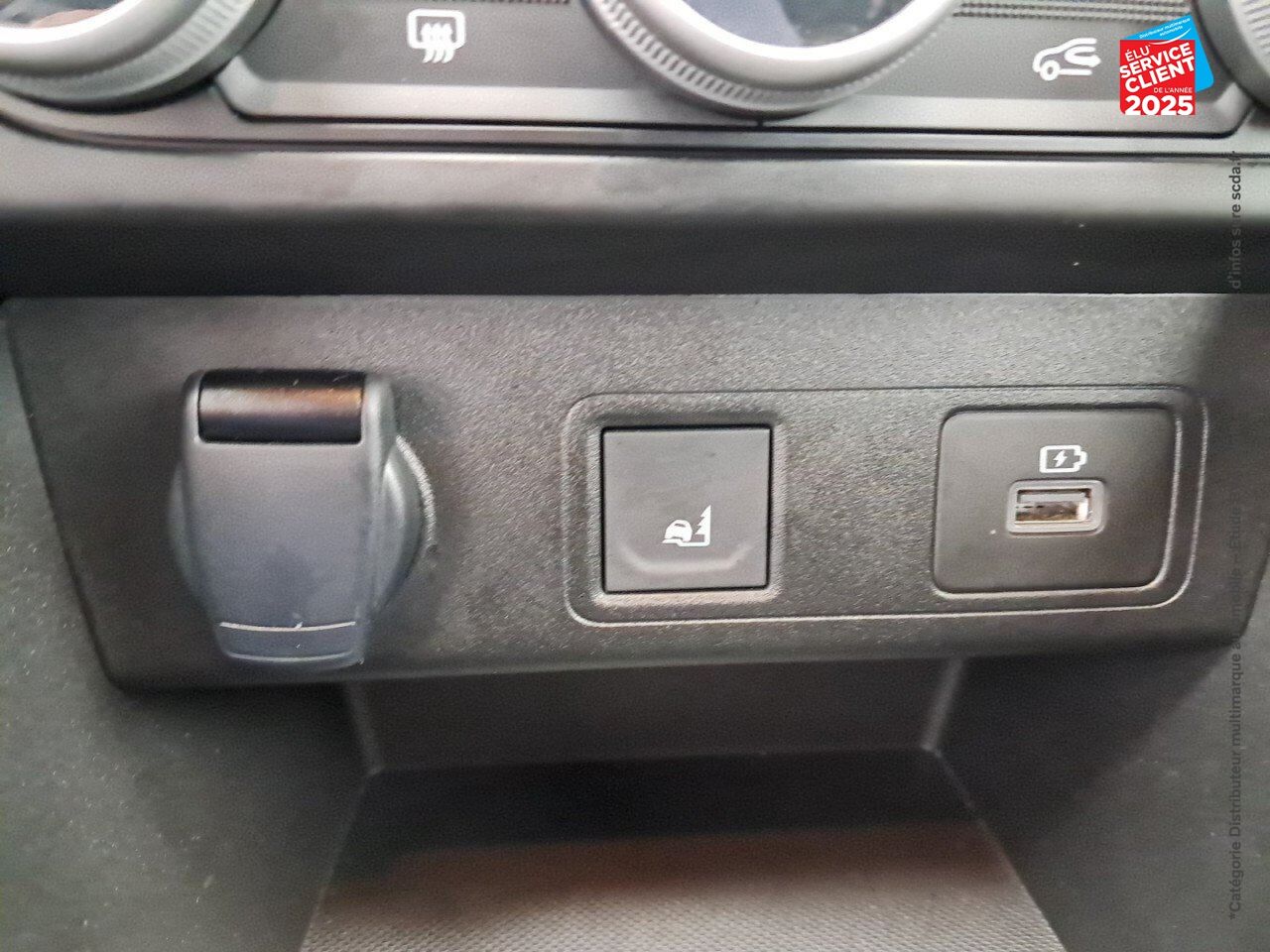 Véhicule d'occasion DACIA SANDERO 1.0 ECO-G 100CH STEPWAY EXTREME + GPS CAMERA chez Renault Sélestat