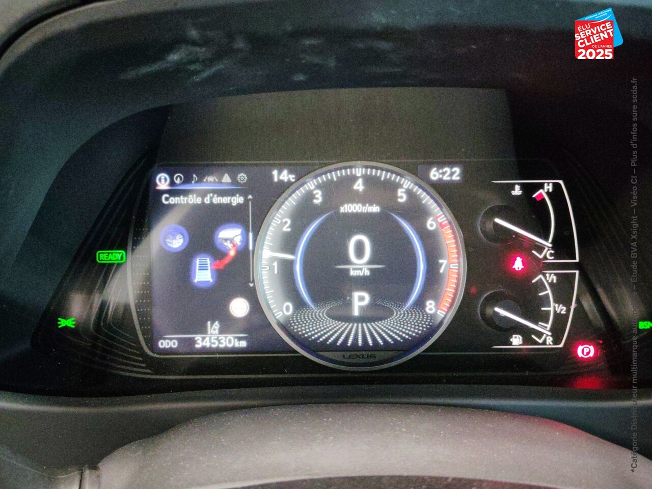 Véhicule d'occasion LEXUS UX 250H F SPORT DESIGN 2WD CAMERA chez BMW Lons le Saunier