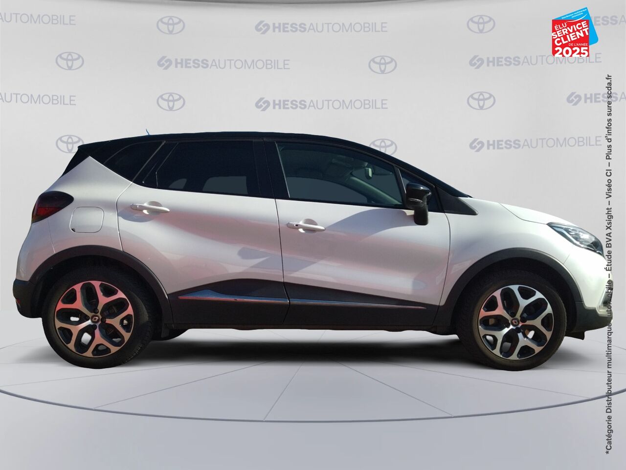 Véhicule d'occasion RENAULT CAPTUR 1.2 TCE 120CH ENERGY INTENS EDC chez Renault Saint-Louis