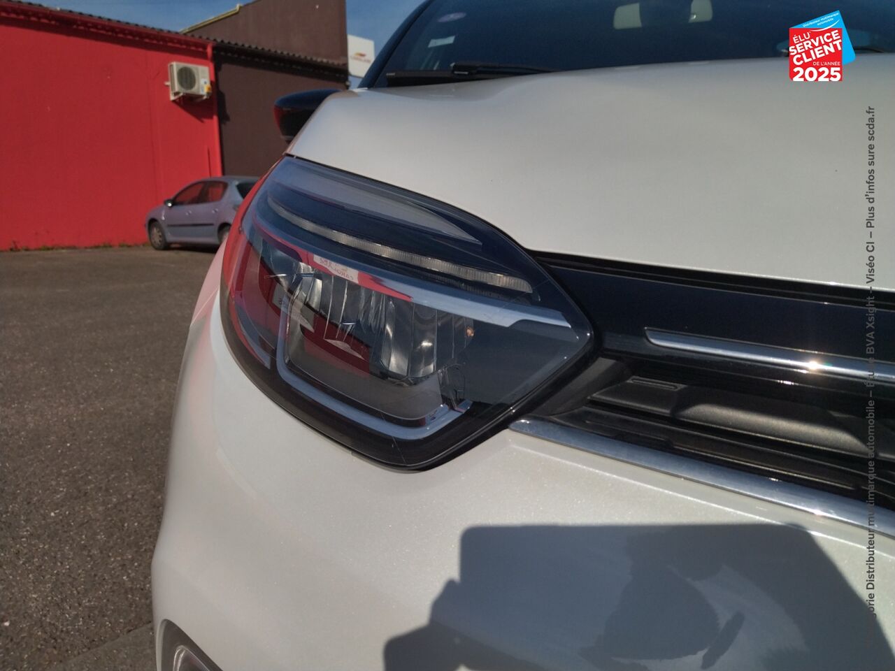 Véhicule d'occasion RENAULT CAPTUR 1.2 TCE 120CH ENERGY INTENS EDC chez Renault Saint-Louis