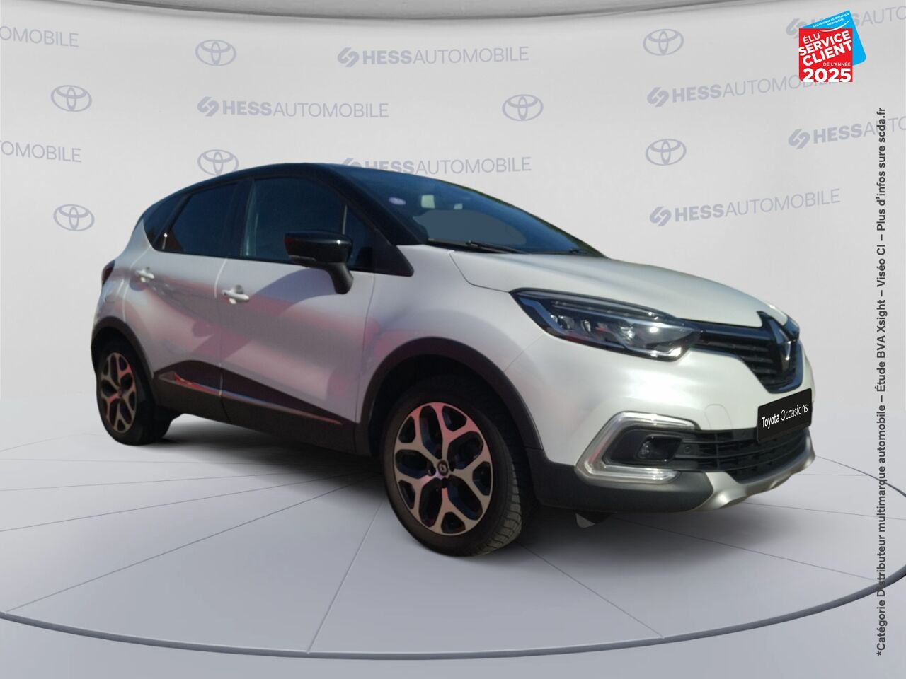 Véhicule d'occasion RENAULT CAPTUR 1.2 TCE 120CH ENERGY INTENS EDC chez Renault Saint-Louis