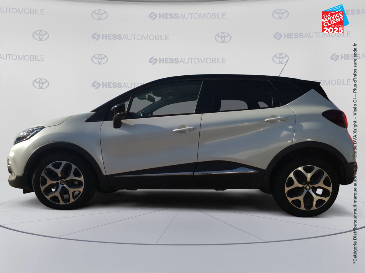 Véhicule d'occasion RENAULT CAPTUR 1.2 TCE 120CH ENERGY INTENS EDC chez Renault Saint-Louis