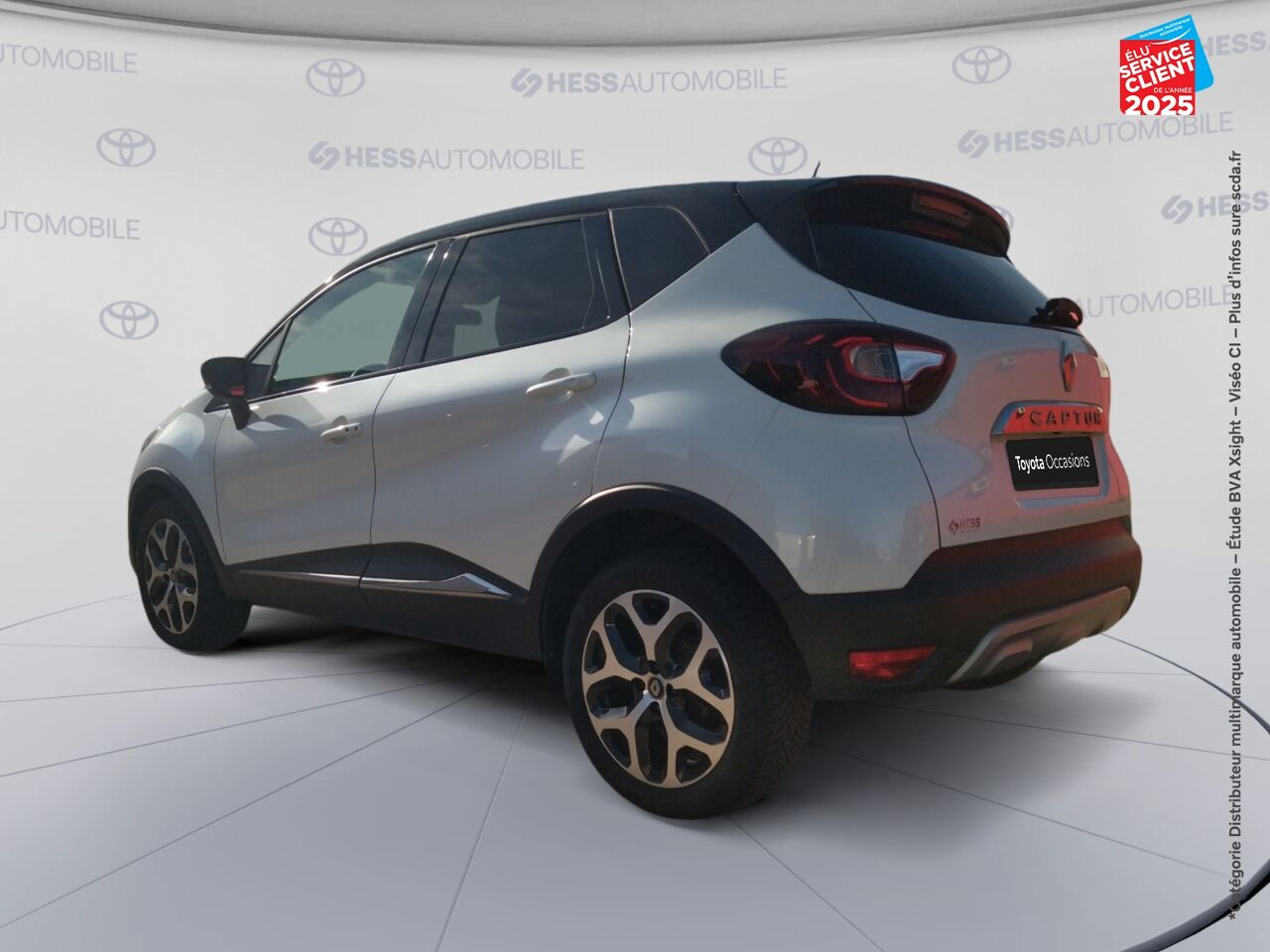Véhicule d'occasion RENAULT CAPTUR 1.2 TCE 120CH ENERGY INTENS EDC chez Renault Saint-Louis