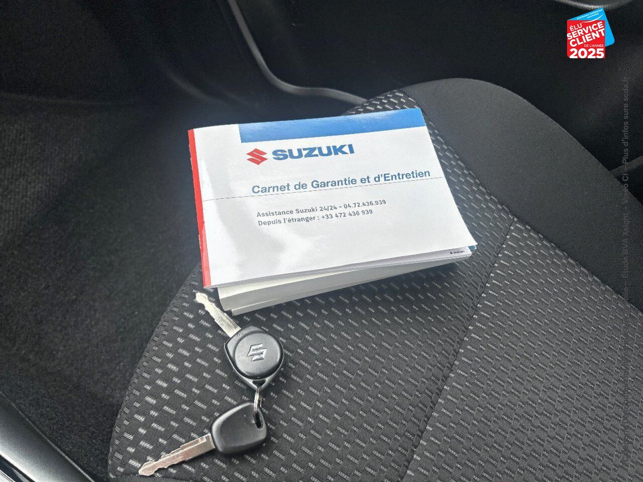 Véhicule d'occasion SUZUKI IGNIS 1.2 DUALJET HYBRID 83CH PRIVILEGE SIEGES CHAUF CAMERA CARPLAY chez Renault Colmar