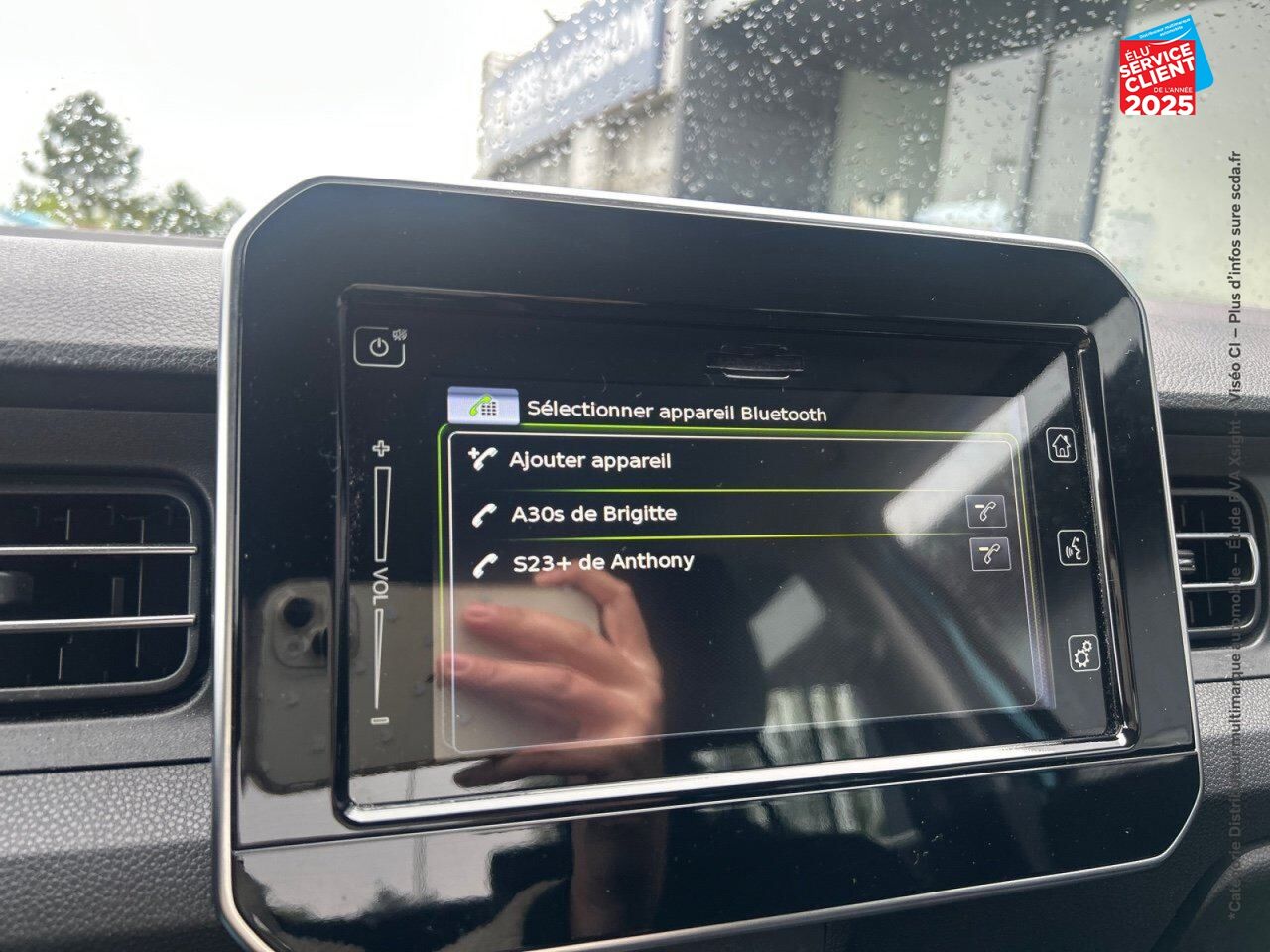 Véhicule d'occasion SUZUKI IGNIS 1.2 DUALJET HYBRID 83CH PRIVILEGE SIEGES CHAUF CAMERA CARPLAY chez Renault Colmar