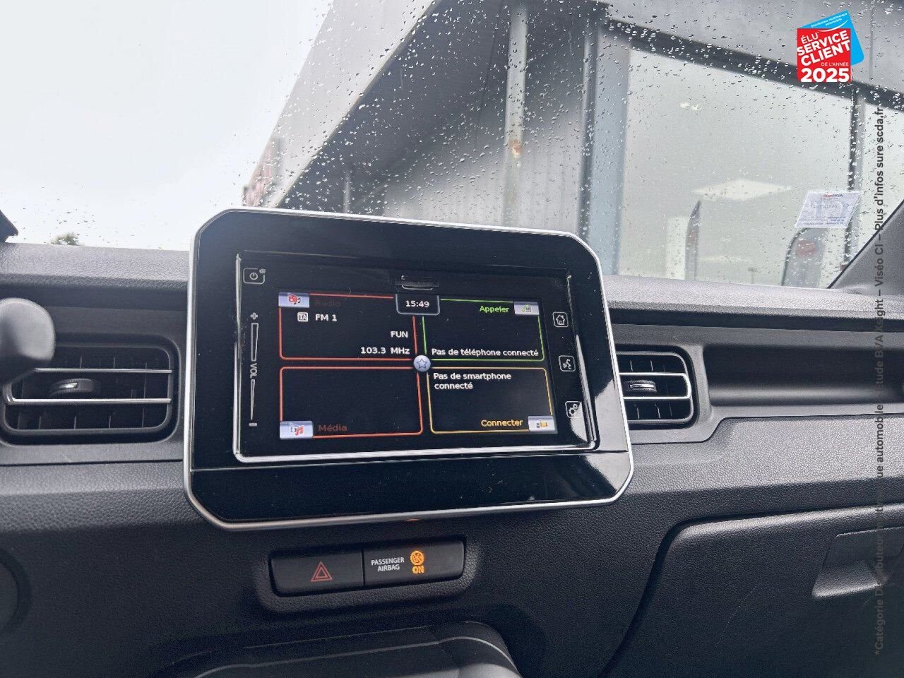 Véhicule d'occasion SUZUKI IGNIS 1.2 DUALJET HYBRID 83CH PRIVILEGE SIEGES CHAUF CAMERA CARPLAY chez Renault Colmar