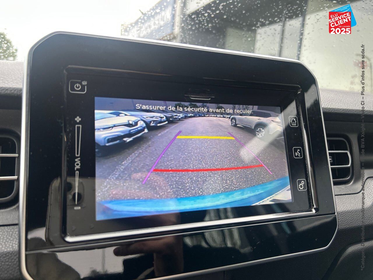Véhicule d'occasion SUZUKI IGNIS 1.2 DUALJET HYBRID 83CH PRIVILEGE SIEGES CHAUF CAMERA CARPLAY chez Renault Colmar