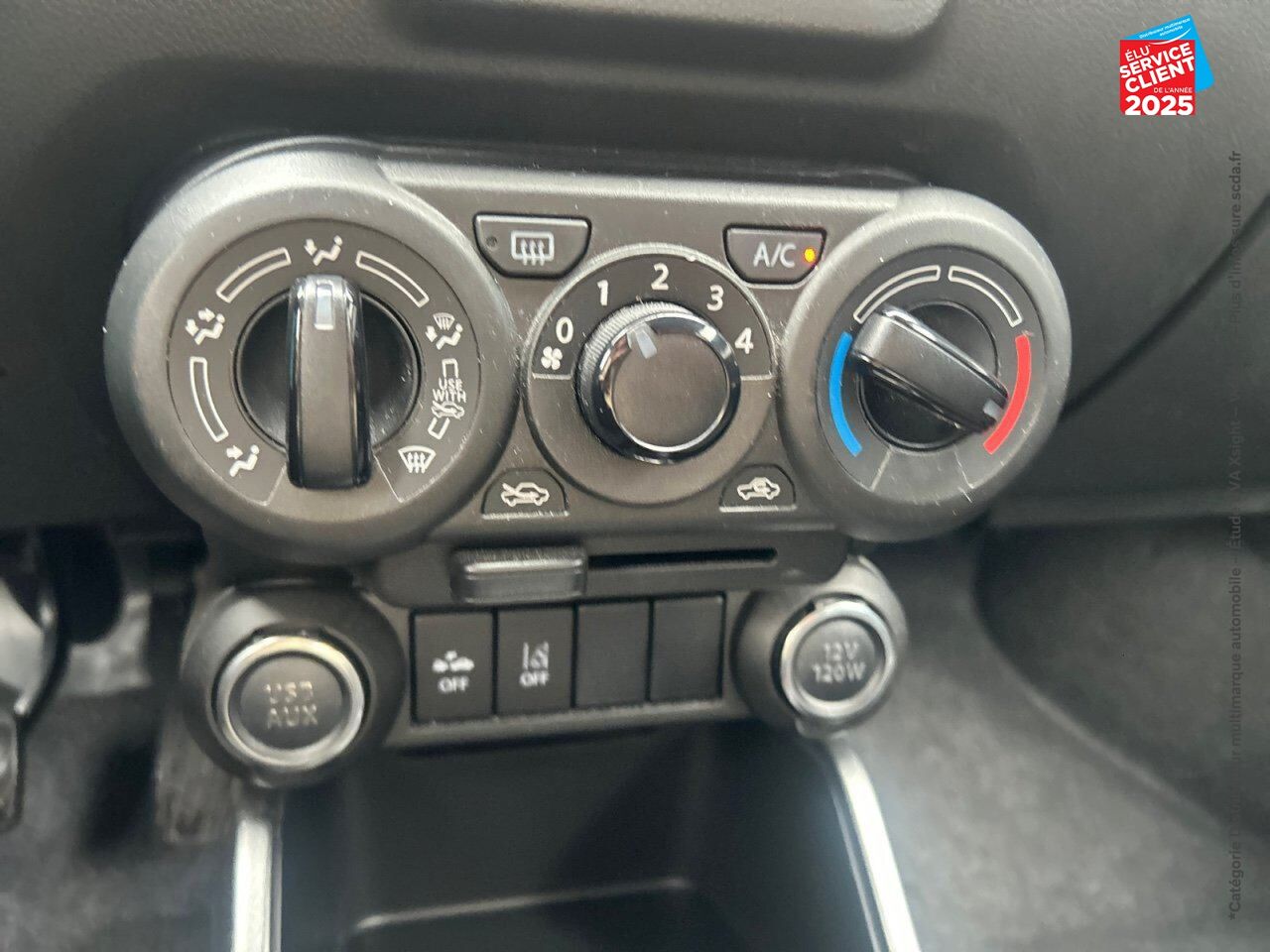 Véhicule d'occasion SUZUKI IGNIS 1.2 DUALJET HYBRID 83CH PRIVILEGE SIEGES CHAUF CAMERA CARPLAY chez Renault Colmar