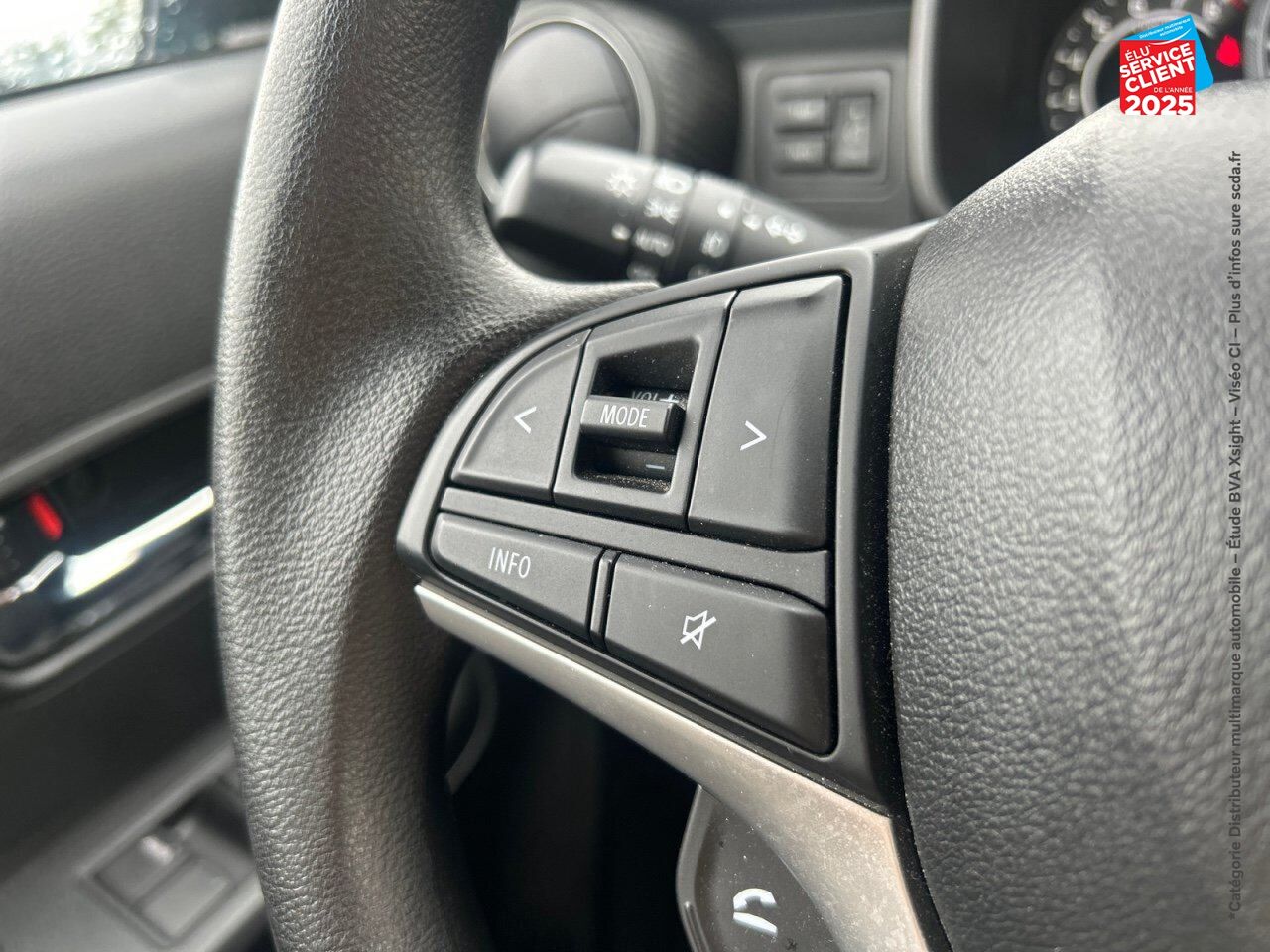 Véhicule d'occasion SUZUKI IGNIS 1.2 DUALJET HYBRID 83CH PRIVILEGE SIEGES CHAUF CAMERA CARPLAY chez Renault Colmar