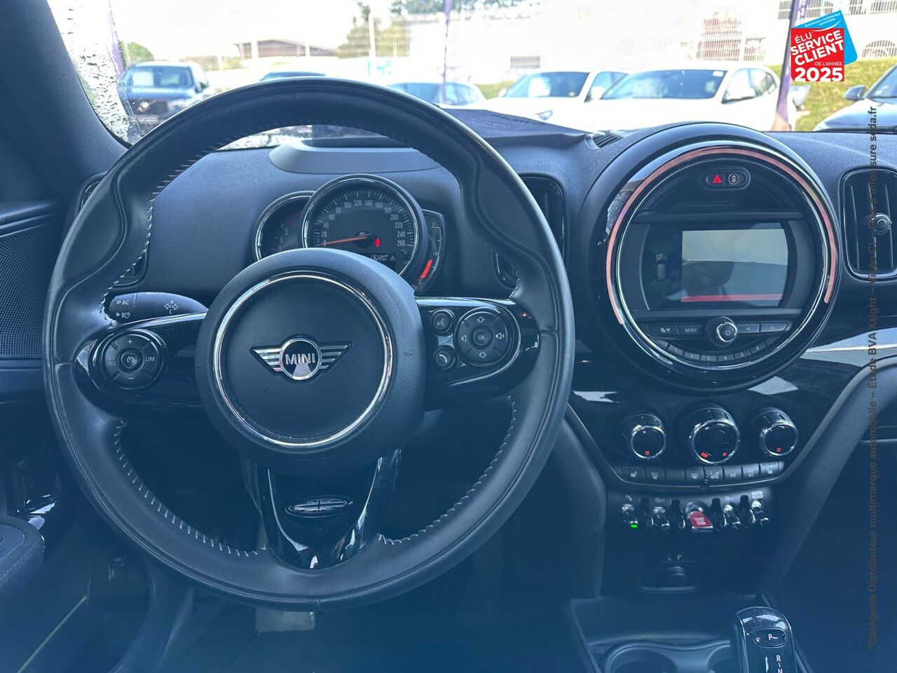 Véhicule d'occasion MINI COUNTRYMAN COOPER SD 190CH BVAS chez MINI Lons-Le-Saunier