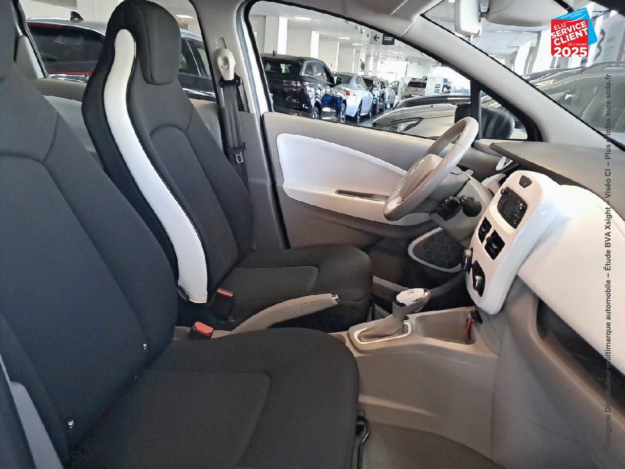 Véhicule d'occasion RENAULT ZOE LIFE CHARGE NORMALE R90 MY19 chez BMW Belfort