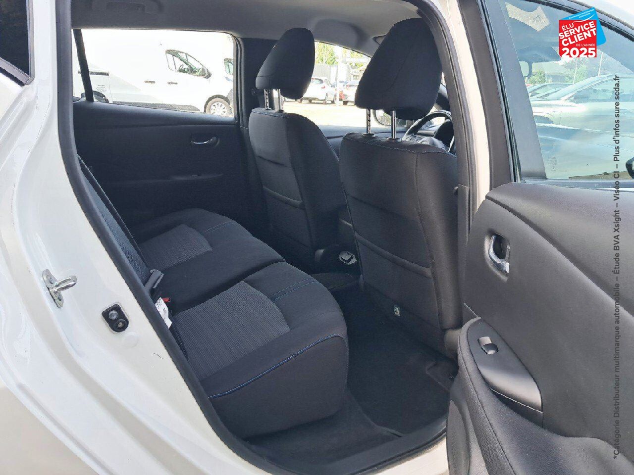 Véhicule d'occasion NISSAN LEAF 150CH 40KWH ACENTA 21 chez Toyota Thionville