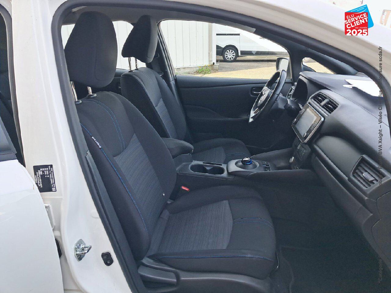 Véhicule d'occasion NISSAN LEAF 150CH 40KWH ACENTA 21 chez Toyota Thionville