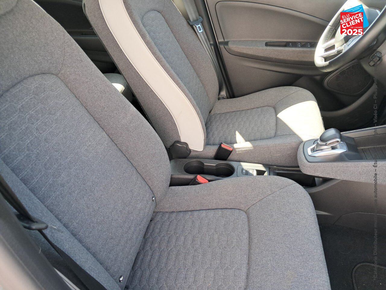 Véhicule d'occasion RENAULT ZOE E-TECH ZEN CHARGE NORMALE R110 ACHAT INTEGRAL - 21 RADAR AR CARPLAY chez Renault Colmar
