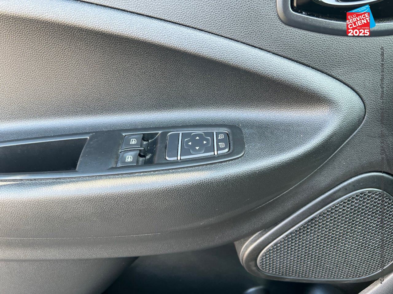 Véhicule d'occasion RENAULT ZOE E-TECH LIFE CHARGE NORMALE R110 ACHAT INTEGRAL - 21 chez Nissan Montbéliard