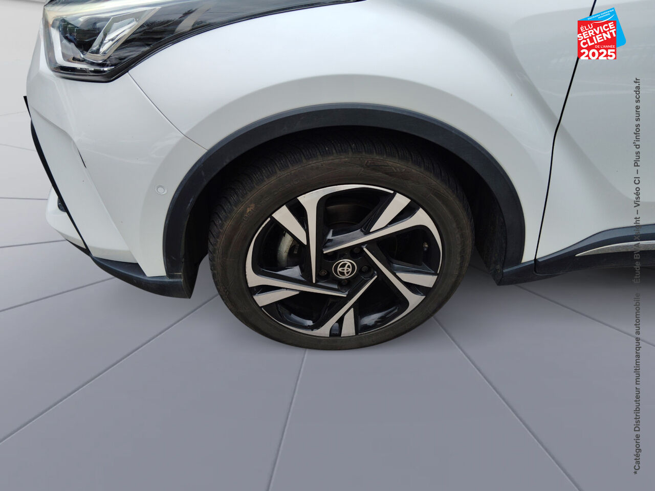 Véhicule d'occasion TOYOTA C-HR 184H COLLECTION 2WD E-CVT MY22 chez Toyota Thionville