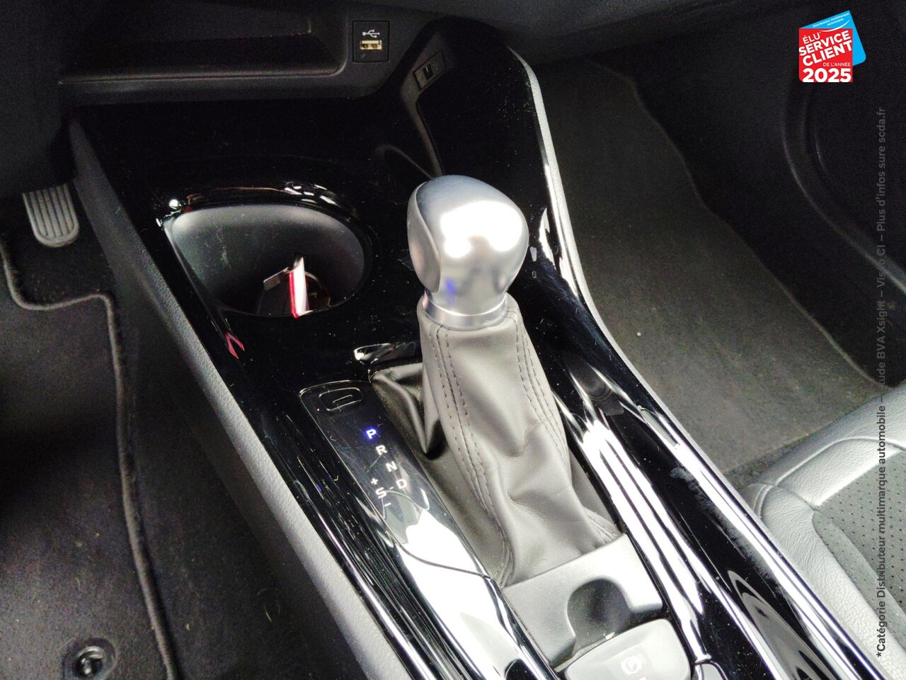 Véhicule d'occasion TOYOTA C-HR 184H COLLECTION 2WD E-CVT MY22 chez Toyota Thionville