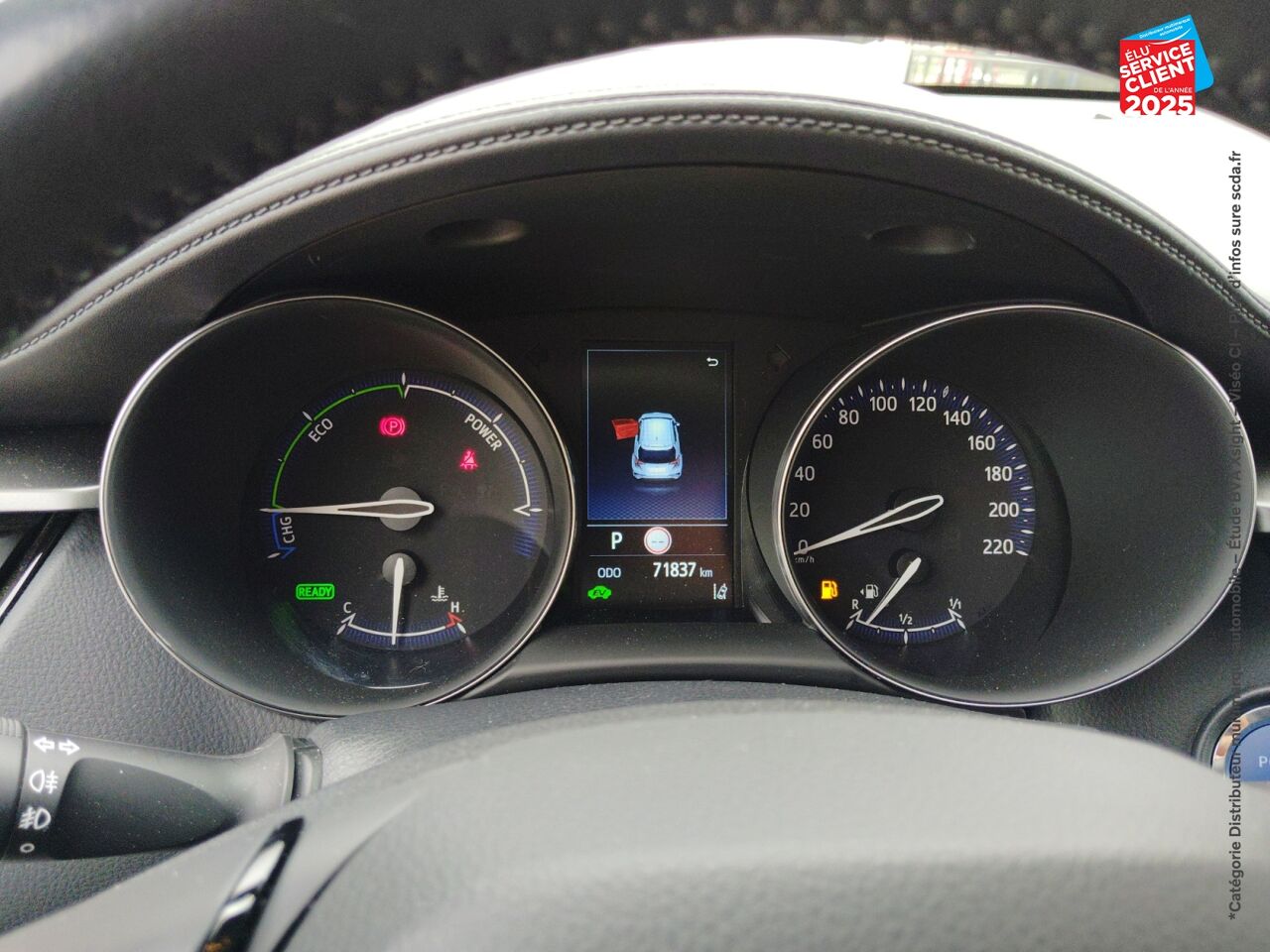 Véhicule d'occasion TOYOTA C-HR 184H COLLECTION 2WD E-CVT MY22 chez Toyota Thionville
