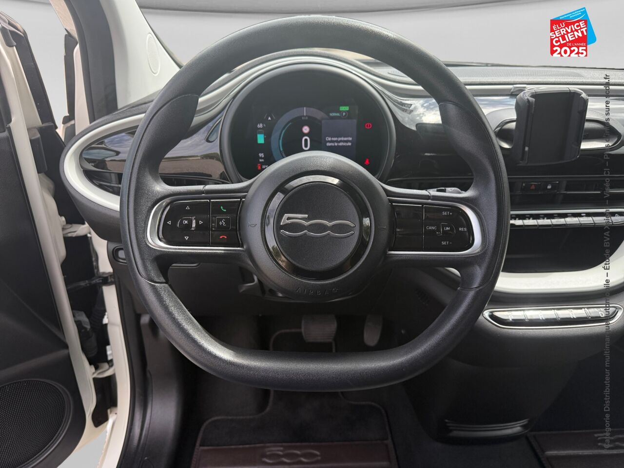 Véhicule d'occasion FIAT 500 E 95CH ACTION chez Fiat Strasbourg