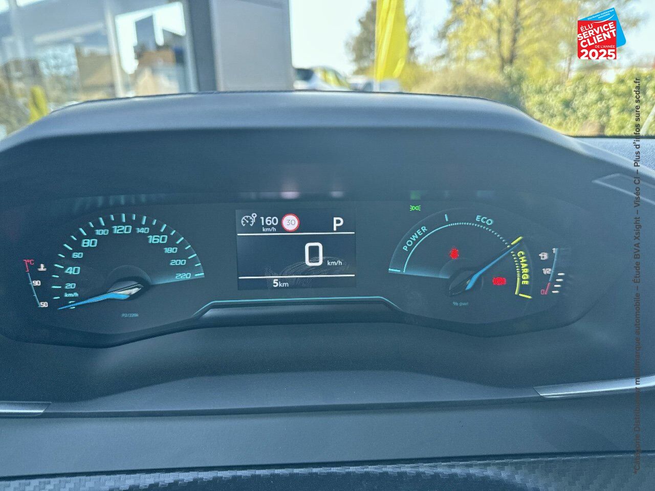 Véhicule d'occasion PEUGEOT 208 1.2 HYBRID 100CH STYLE E-DCS6 chez Opel Bar le Duc