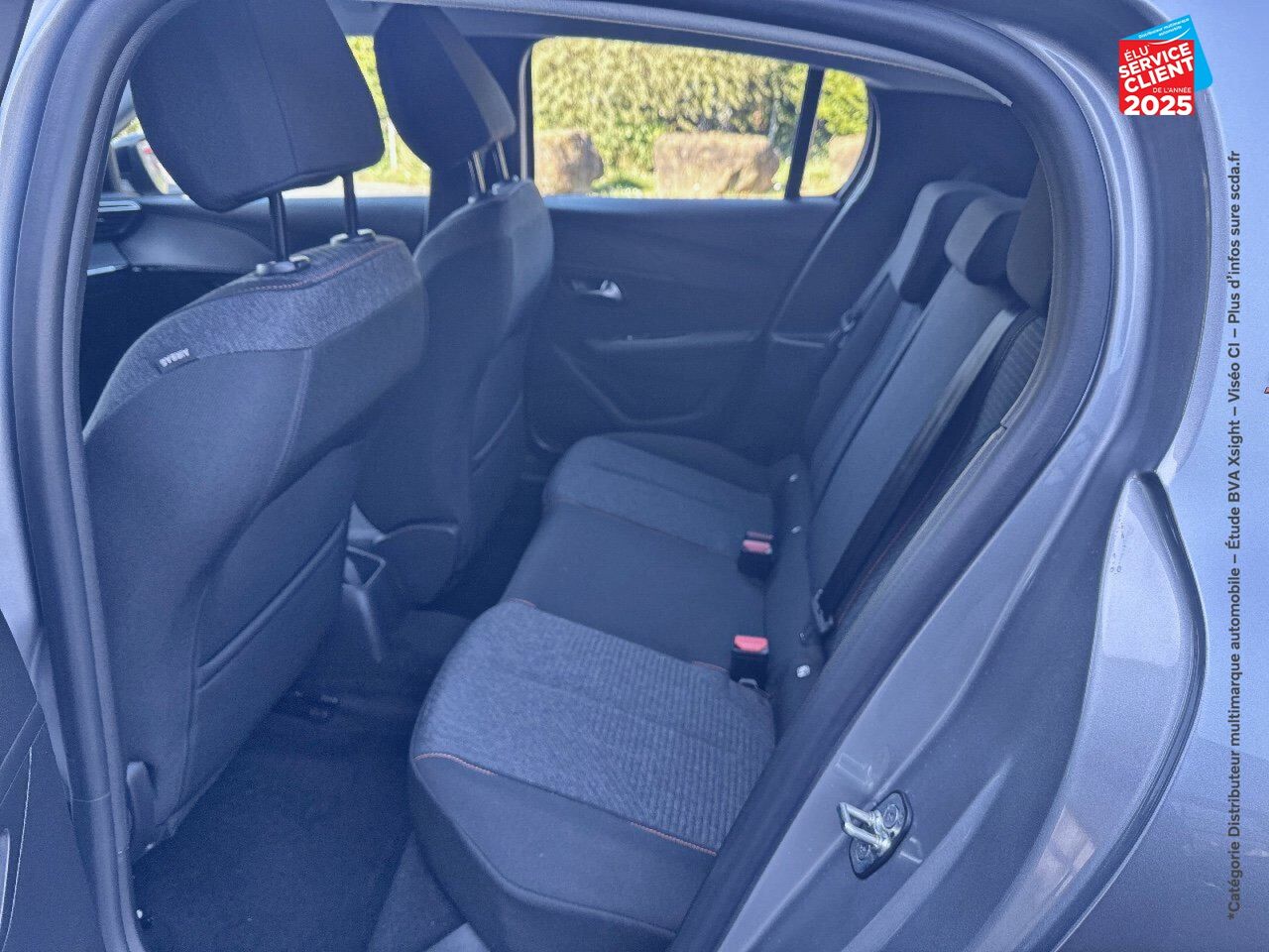 Véhicule d'occasion PEUGEOT 208 1.2 HYBRID 100CH STYLE E-DCS6 chez Opel Bar le Duc