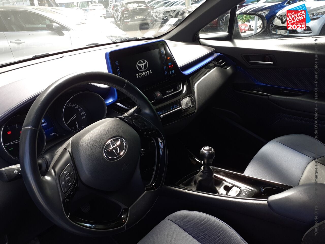Véhicule d'occasion TOYOTA C-HR 1.2 TURBO 116CH GRAPHIC 2WD SIEGE CHAUF CAMERA chez Renault Colmar