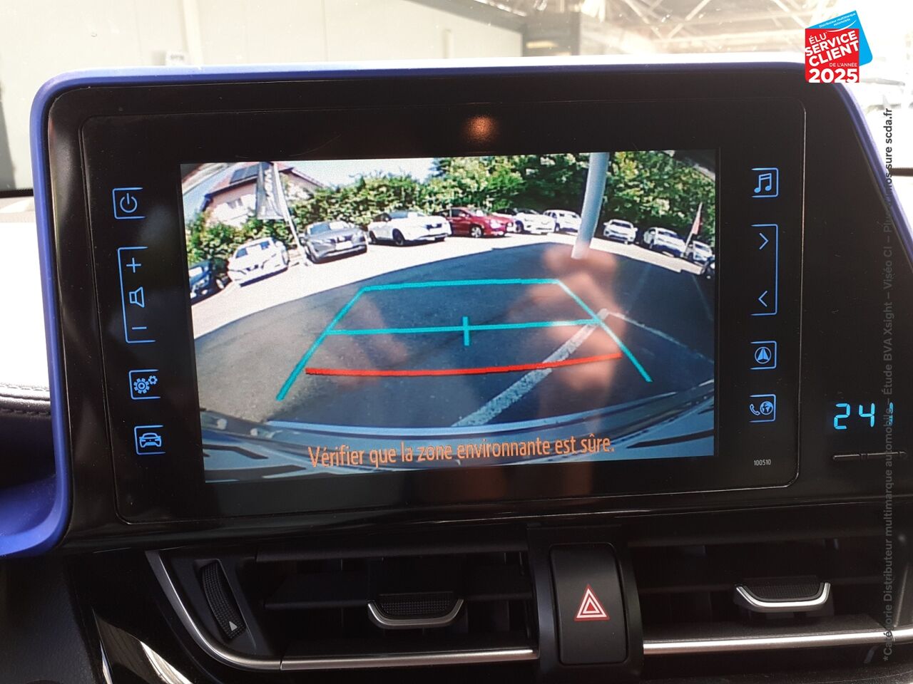 Véhicule d'occasion TOYOTA C-HR 1.2 TURBO 116CH GRAPHIC 2WD SIEGE CHAUF CAMERA chez Renault Colmar